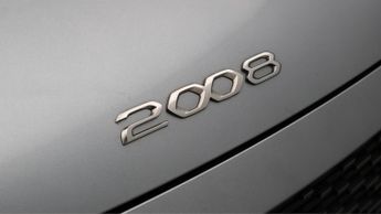 Peugeot E-2008 GT