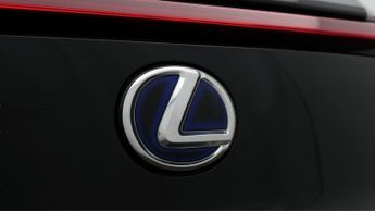 Lexus UX 300E
