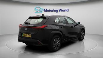 Lexus UX 300E