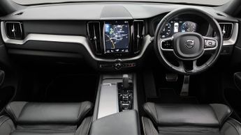 Volvo XC60 B5 R-DESIGN AWD