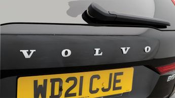 Volvo XC60 B5 R-DESIGN AWD