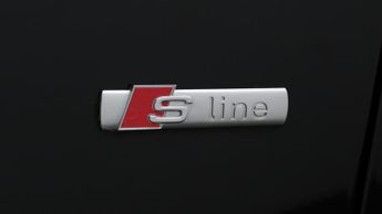 Audi Q2 TFSI S LINE