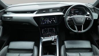 Audi e-tron QUATTRO S LINE