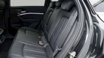 Audi e-tron QUATTRO S LINE