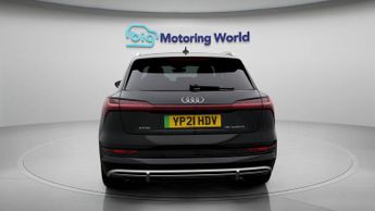 Audi e-tron QUATTRO S LINE