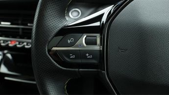 Peugeot E-2008 GT PREMIUM