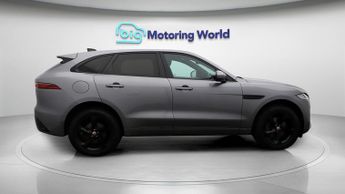 Jaguar F-Pace R-DYNAMIC S