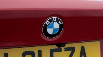 BMW 3 Series 330E XDRIVE SE PRO