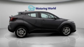 Toyota C-HR ICON
