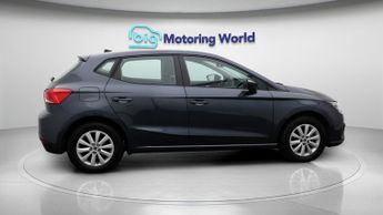 SEAT Ibiza MPI SE
