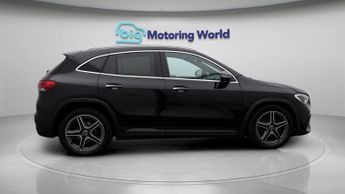 Mercedes GLA GLA 180 AMG LINE PREMIUM PLUS