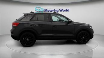 Volkswagen T-Roc BLACK EDITION TSI EVO DSG