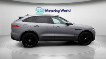 Jaguar F-Pace CHEQUERED FLAG AWD