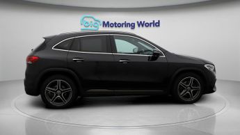 Mercedes GLA GLA 180 AMG LINE PREMIUM