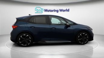 Cupra Born V2
