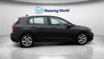 Volkswagen Golf LIFE ETSI DSG