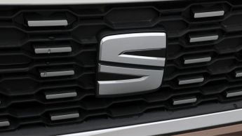 SEAT Arona TSI XCELLENCE LUX DSG