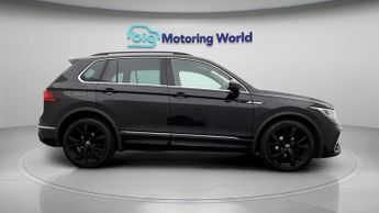 Volkswagen Tiguan R-LINE TDI 4MOTION DSG