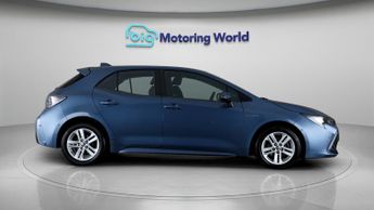 Toyota Corolla ICON TECH
