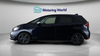 Honda Jazz I-MMD EX