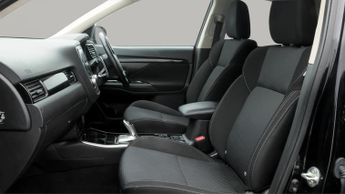 Mitsubishi Outlander PHEV DESIGN