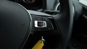 Volkswagen e-up! E-UP