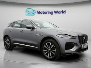 Jaguar F-Pace R-DYNAMIC SE