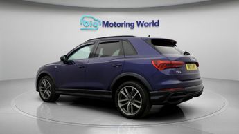 Audi Q3 TFSI E S LINE BLACK EDITION