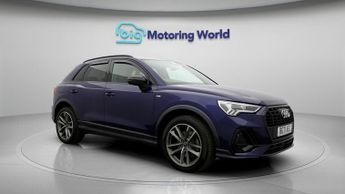Audi Q3 TFSI E S LINE BLACK EDITION