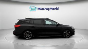 Ford Focus ST-LINE X EDITION