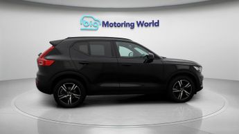 Volvo XC40 T3 R-DESIGN