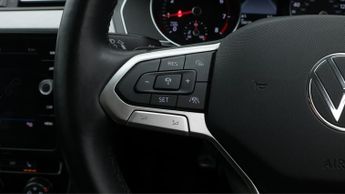 Volkswagen Passat SEL TSI EVO DSG