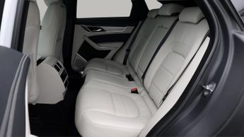 Jaguar F-PACE R-DYNAMIC SE