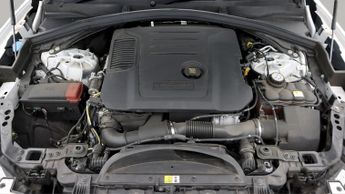 Jaguar F-PACE R-DYNAMIC SE