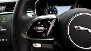 Jaguar F-PACE R-DYNAMIC SE