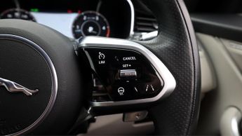 Jaguar F-PACE R-DYNAMIC SE