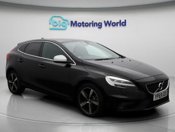 Volvo V40 T2 R-DESIGN EDITION