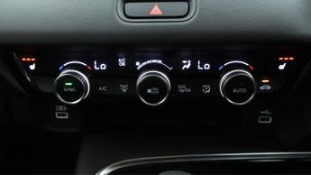 Honda HR-V I-MMD ADVANCE