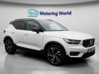 Volvo XC40 T4 R-DESIGN PRO AWD