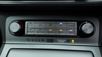 Hyundai KONA PREMIUM