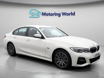 BMW 330 330E M SPORT