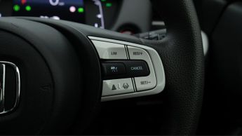 Honda Jazz I-MMD SR