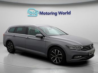 Volkswagen Passat SEL TSI EVO