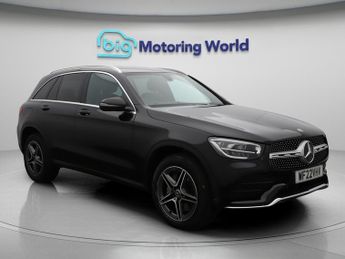 Mercedes GLC GLC 300 E 4MATIC AMG LINE