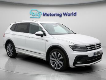 Volkswagen Tiguan R-LINE TECH TSI EVO DSG