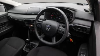Dacia Sandero ESSENTIAL SCE