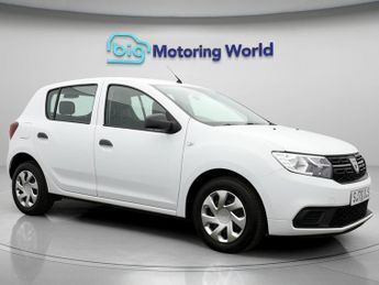 Dacia Sandero ESSENTIAL SCE