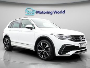 Volkswagen Tiguan R-LINE TSI DSG
