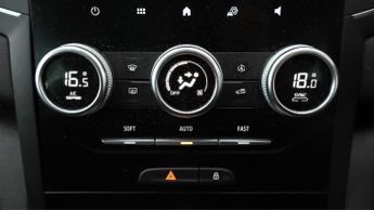 Renault Megane ICONIC E-TECH