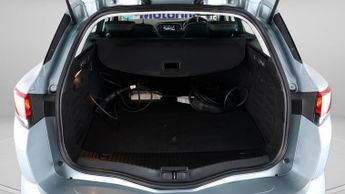 Renault Megane ICONIC E-TECH